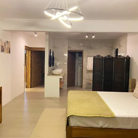 Charming House With Mountain View - Trou D'Eau Douce Villa